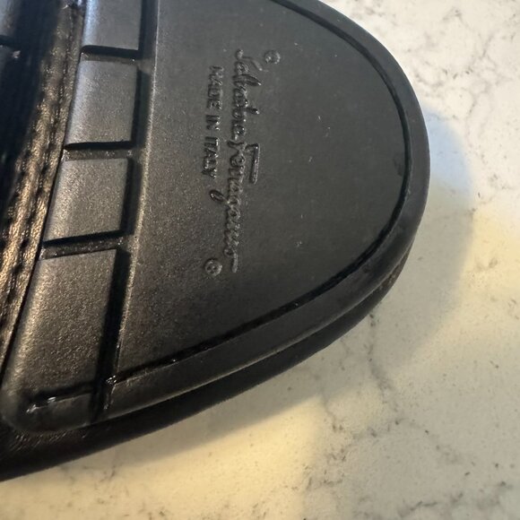 Salvatore Ferragamo Black leather Driving Loafers - Picture 8 of 11